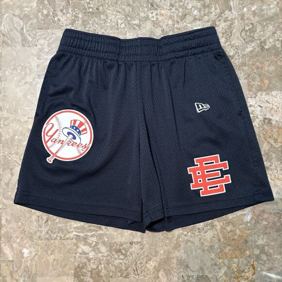 Eric Emanuel Shorts Mens Medium Green New York Yankees Mesh No Drawstring - Picture 1 of 14